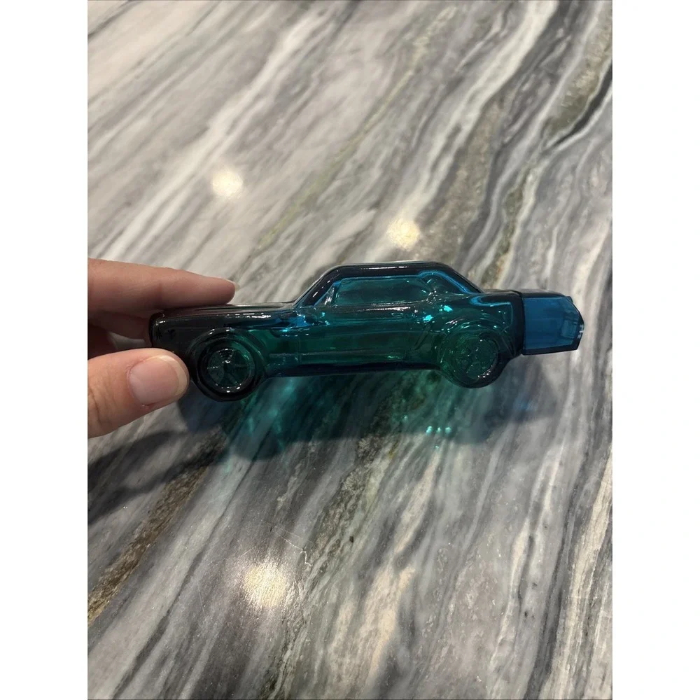 Vintage Avon 1964 Mustang Tai Winds After Shave Blue Car Glass Bottle Decanter